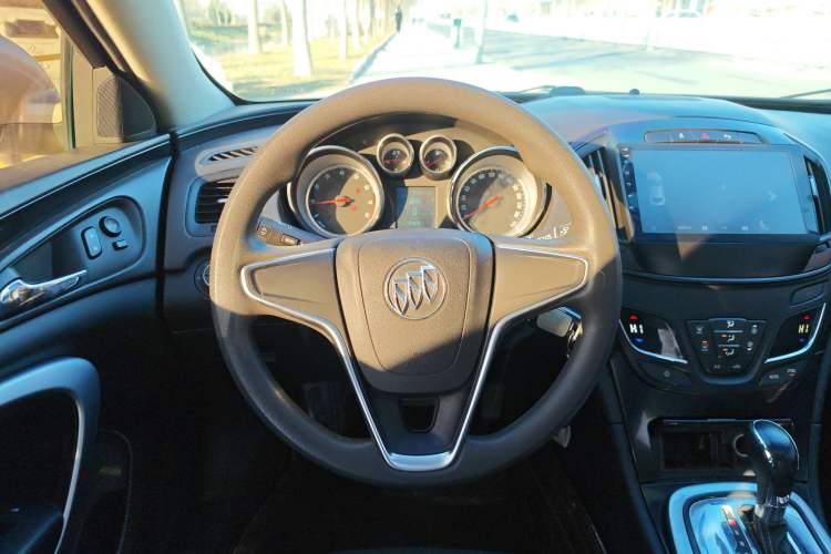 Used Buick Regal 2015 1.6T Leading Technology Model
