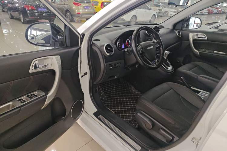 Used Haval H6 2016 Upgraded Model 1.5T Automatic Two-Wheel Drive Elite Version
