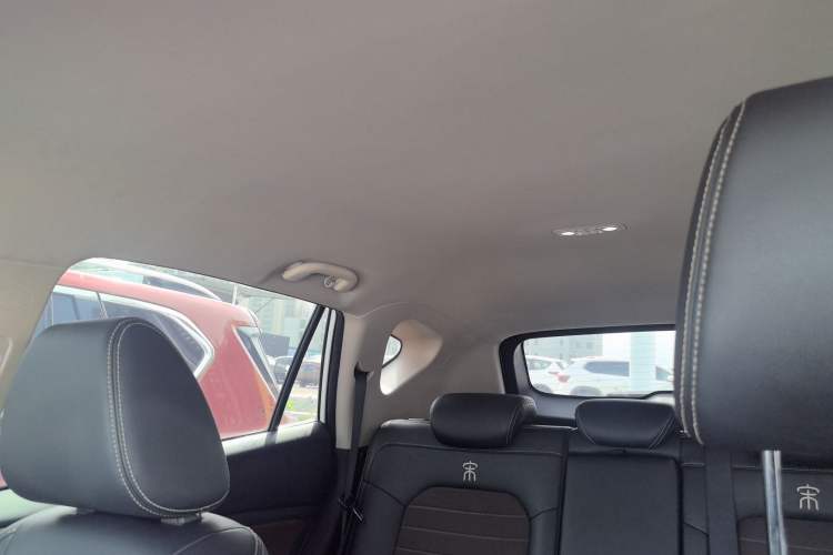 Used BYD Song 2017 Gaishe Upgrade Edition 1.5TID Automatic Comfort Model
