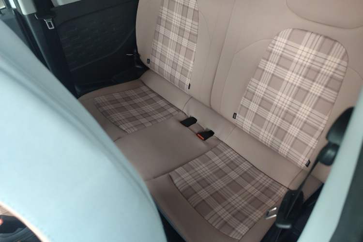 Used Chery QQ Ice Cream 2024 Edition Youth Version 205km Sundae