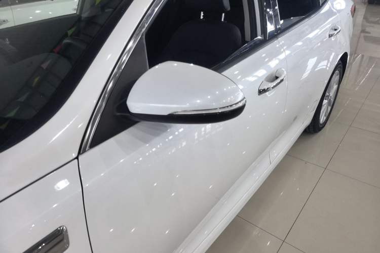 Used Kia K5 2016 1.6T Automatic LUX
