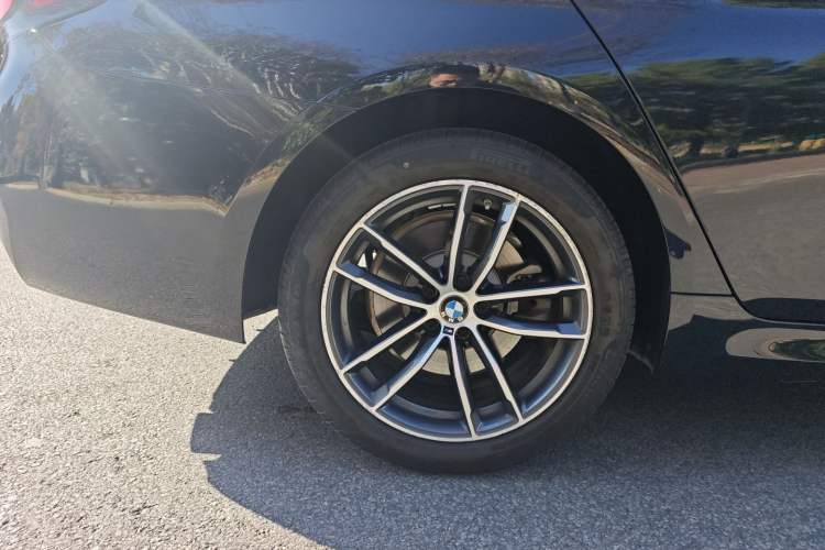 Used BMW 5 Series 2022 Restyled 525Li M Sport Package
