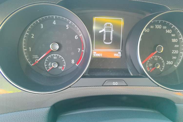 Used Volkswagen Golf Sportsvan 2016 230TSI Automatic Trend Edition
