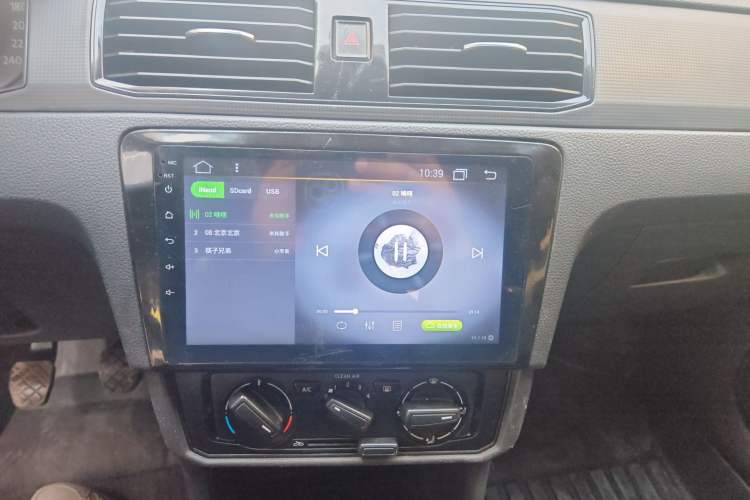 Used Volkswagen Santana 2016 1.6L Manual Fashion Edition
