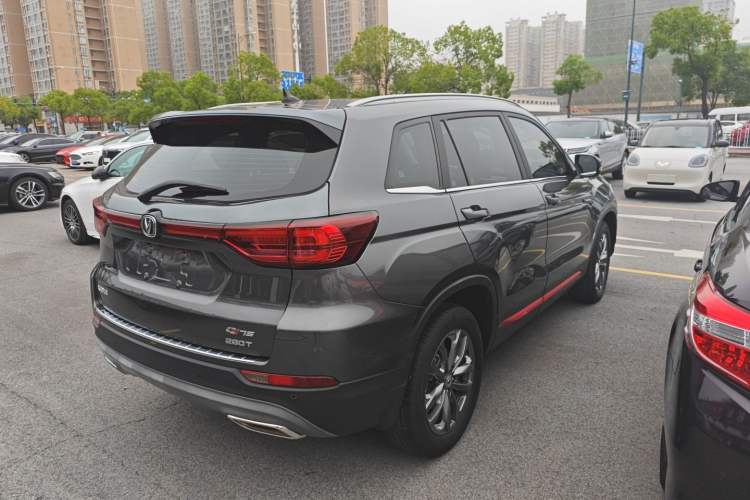 Used Changan CS75 2021 Honor Million Edition 280T DCT Prestige Model
