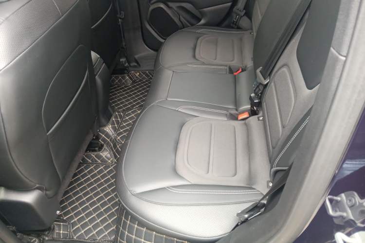 Used  Renegade 2019 220T Automatic Elite Edition