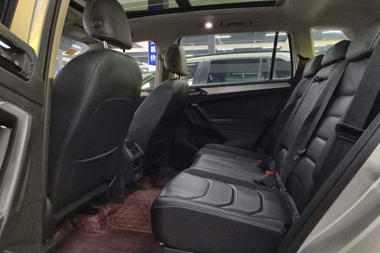 Used Volkswagen Tiguan L 2018 330TSI Automatic Two-Wheel Drive Luxury Edition
