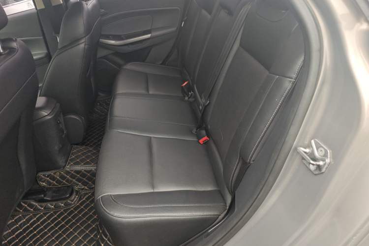 Used Ford Escort 2015 1.5L Manual Fashion Edition
