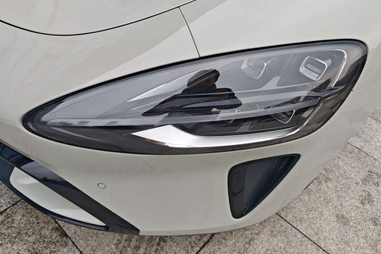 Used  SU7 2024 Rear-Drive Long-Range Intelligent Driving Version
