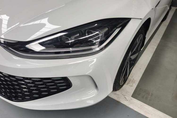 Used Volkswagen Lamando 2024 Lavida L 280TSI DSG Cool & Spicy Edition
