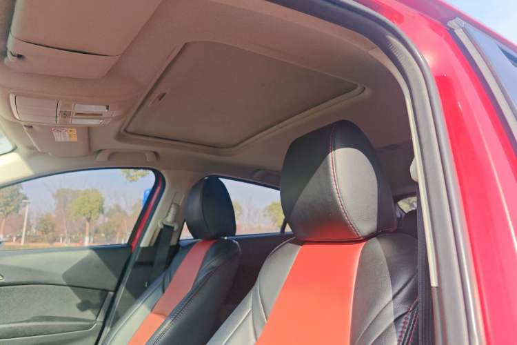 Used Mazda Mazda 3 Axela 2017 Hatchback 1.5L Automatic Luxury Model Emission Standard China V
