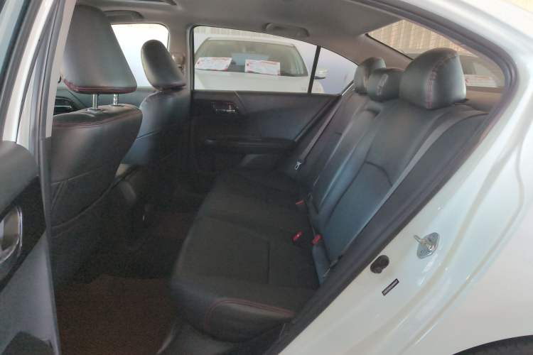 Used Honda Accord 2016 2.0L Comfort Edition
