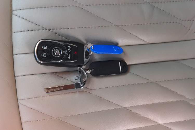 Used Buick GL8 2022 Land Executive Class 652T Prestige Model