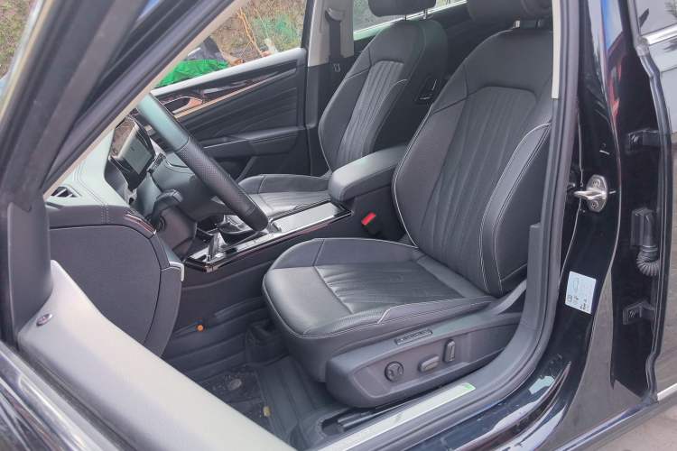 Used Volkswagen Passat 2023 Restyled 330TSI Starry Luxury Edition
