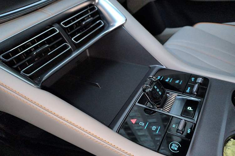 Used BYD Song PLUS New Energy 2023 Champion Edition DM-i 110KM Flagship PLUS
