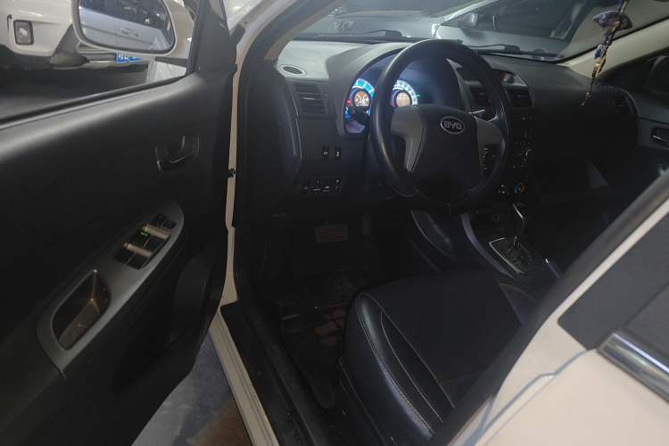 Used BYD L3 2013 1.5L Automatic Comfort Edition
