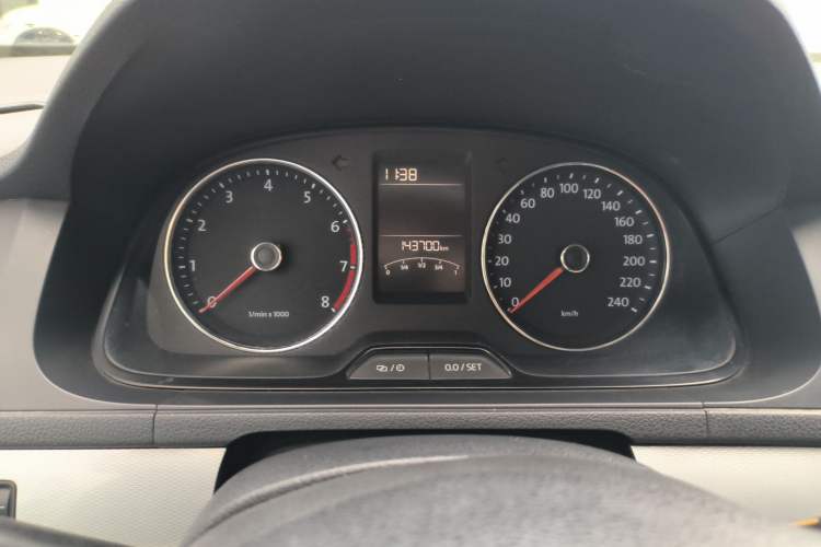 Used Volkswagen Gran Lavida 2013 1.6L Automatic Comfort Model
