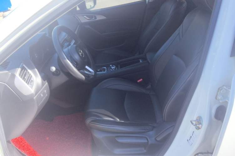 Used Mazda Mazda 3 Axela 2017 Sedan 1.5L Automatic Luxury Model China VI Standard
