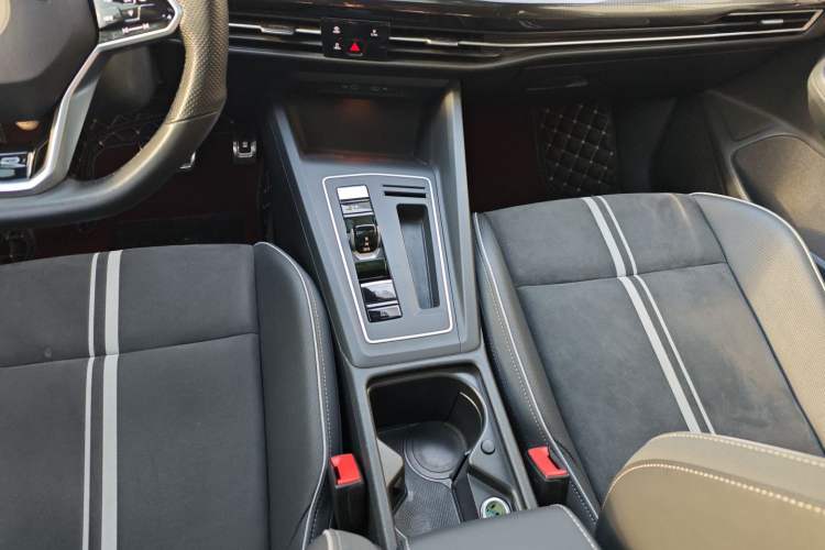 Used Volkswagen Golf 2021 280TSI DSG R-Line
