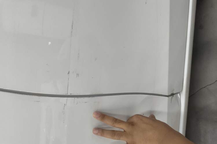 Used Toyota YARiS L 2015 1.5E Automatic Charm Edition
