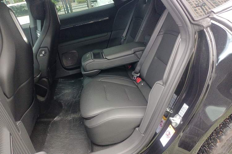 Used  12 2025 Max All-Electric Version
