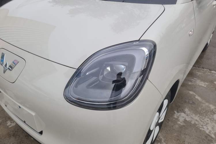 Used Wuling Hongguang MINIEV 2025 Four-Door Version Advanced Edition
