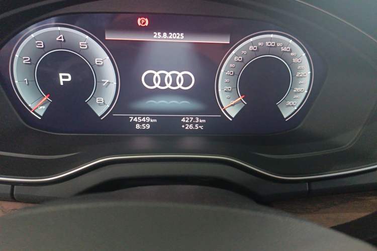 Used Audi Q5L 2022 40T Fashionable and Elegant Model
