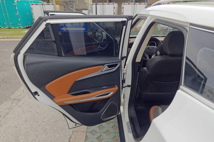 Used Zotye T300 2017 1.5T CVT Luxury Model
