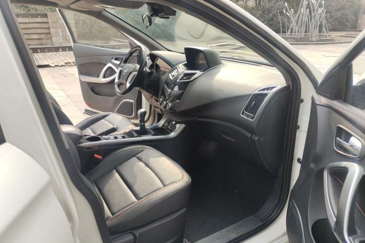 Used Haima S5 2017 Strong-Performance Version 1.5T Manual Luxury Model
