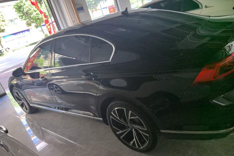 Used Volkswagen Magotan 2020 330TSI DSG Luxury Edition
