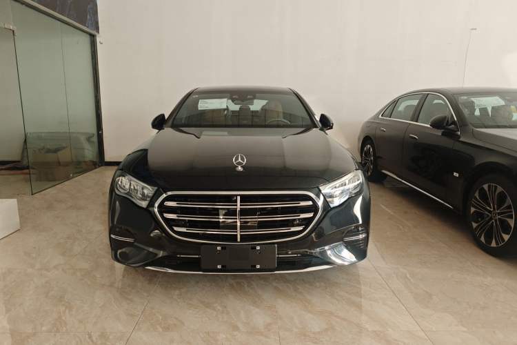 Used Mercedes-Benz E-Class 2025 Facelift E 300 L Luxury Edition
