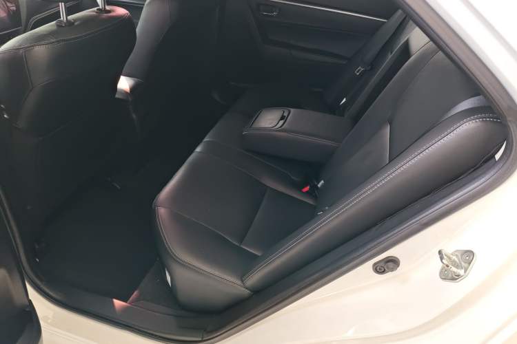 Used Toyota Corolla 2017 Revised Dual-Engine 1.8L E-CVT Elite Edition