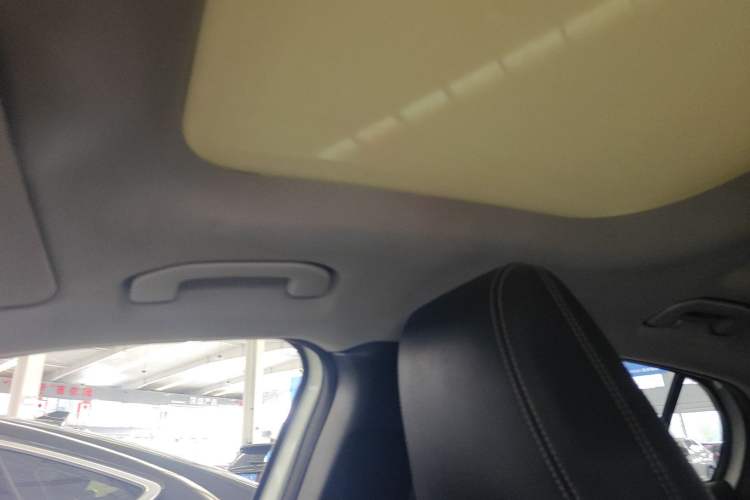 Used Mercedes-Benz GLA 2015 GLA 200 Fashion Model