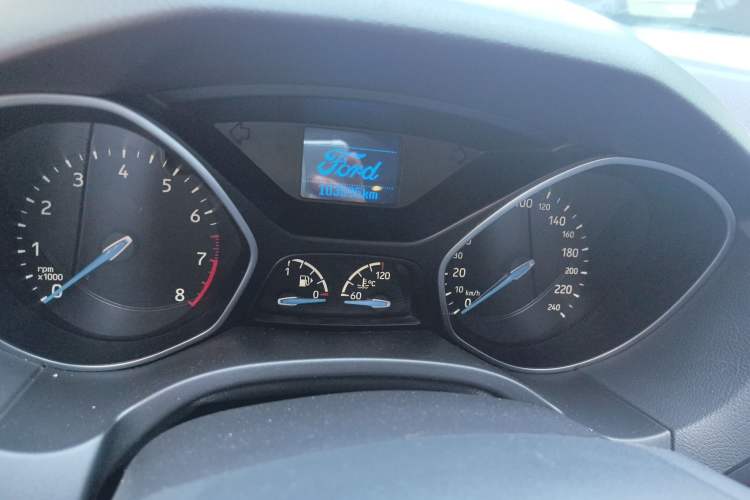 Used Ford Focus 2017 Hatchback 1.6L Automatic Fashion Edition Smart Drive Version
