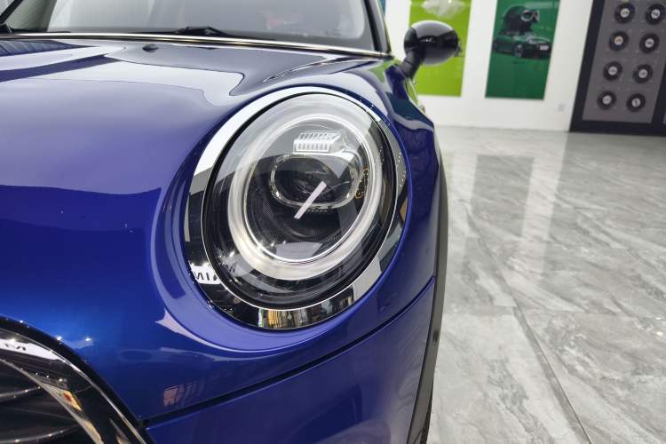 Used MINI MINI 2018 1.5T COOPER Artist