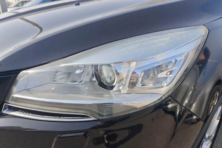 Used Ford Kuga 2013 2.0L GTDi Four-Wheel-Drive Sport Model