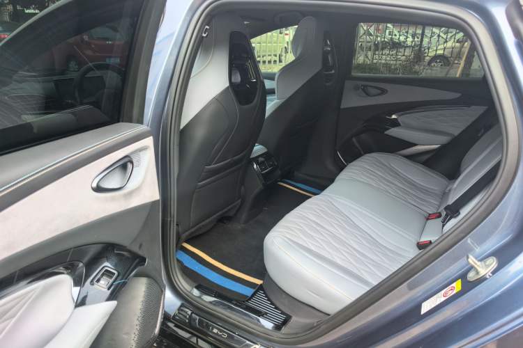 Used BYD Seal 2022 700 km Long-Range Rear-Wheel-Drive Version
