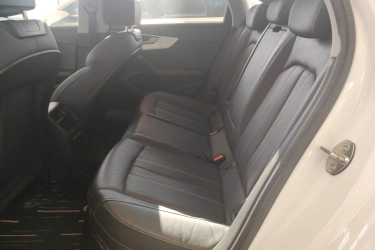 Used Audi A4L 2020 40 TFSI Fashion Dynamic Model
