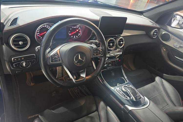 Used Mercedes-Benz GLC AMG 2017 AMG GLC 43 4MATIC
