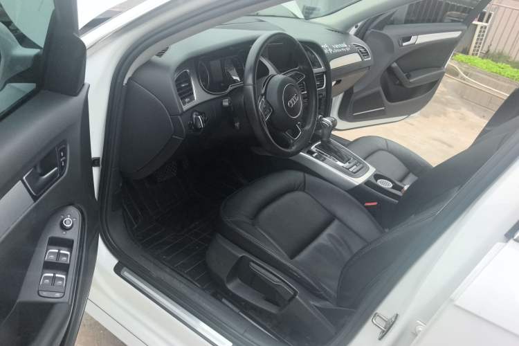 Used Audi A4L 2015 35 TFSI Automatic Standard Model
