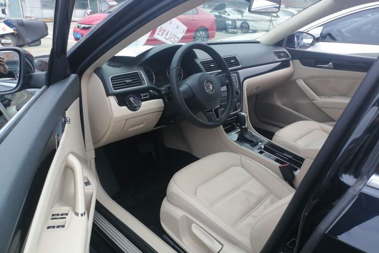 Used Volkswagen Passat 2014 1.8TSI DSG Prestige Edition
