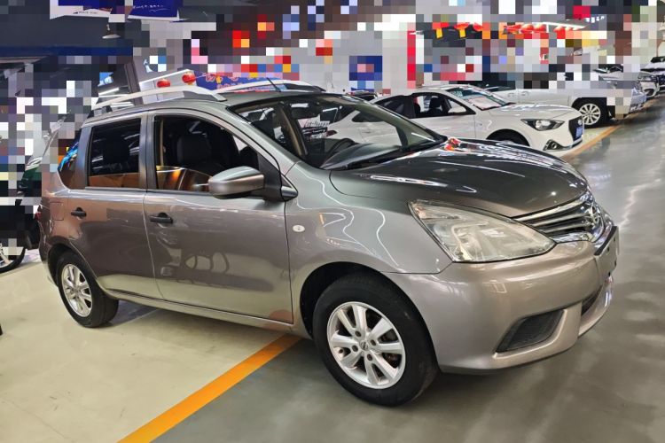 Used Nissan Livina 2015 1.6XE Manual Comfort Edition
