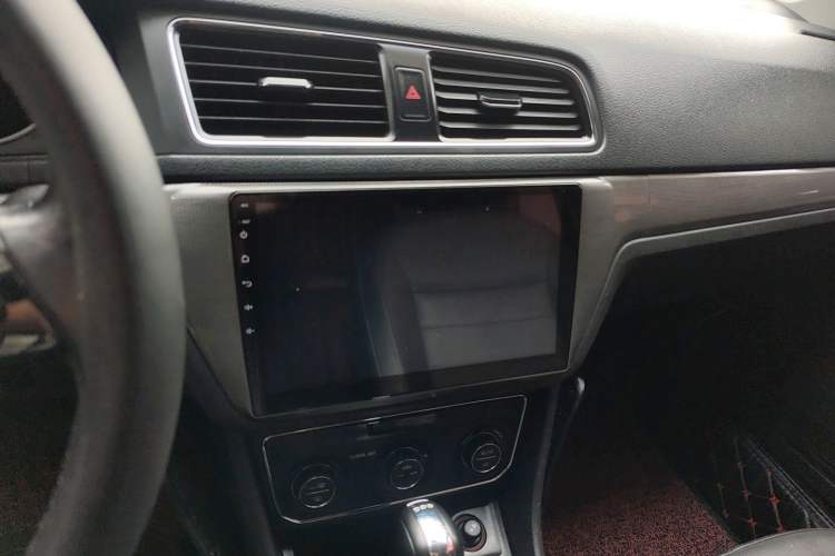 Used Volkswagen Lavida 2017 230TSI DSG Comfort Edition
