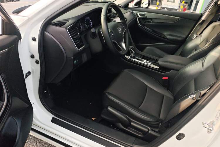 Used Honda Spirior 2017 2.0L Classic Edition
