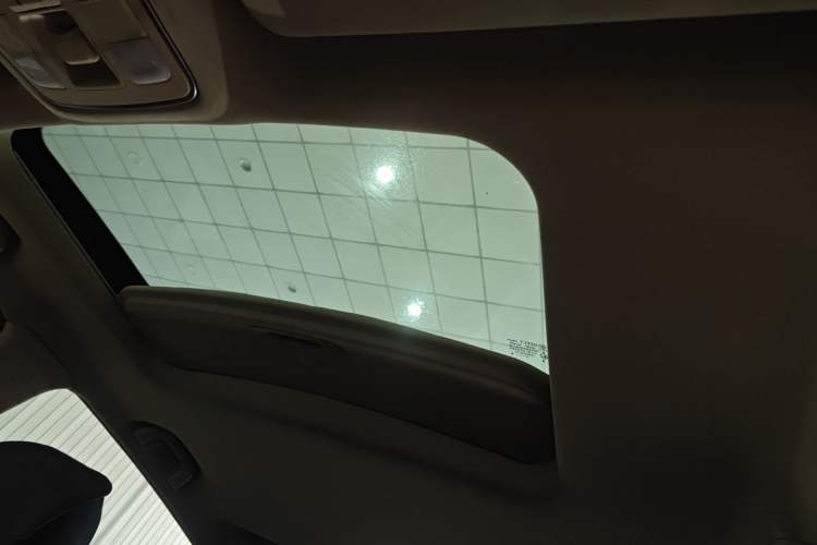 Used Geely Auto Vision X6 2018 1.4T CVT 4G Connected Luxury Version
