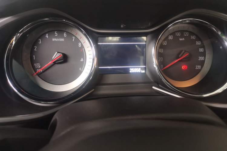 Used Chevrolet Orlando 2020 Light Hybrid Redline 530T Automatic Enjoyment Edition (5+2 Models)
