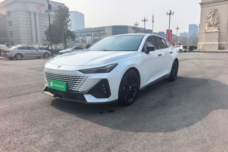 Used Changan UNI-V 2022 1.5T Prestige Version