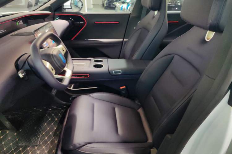 Used  07 2024 Pro+ Range-Extended Edition
