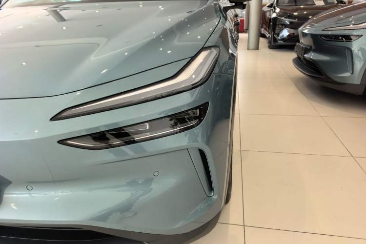 Used ONVO L60 2024 85 kWh Rear-Drive Version