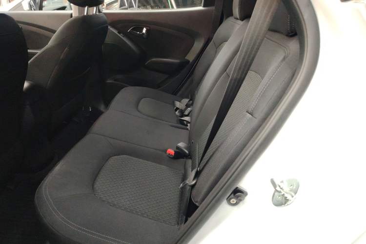 Used Hyundai ix35 2013 2.0L Automatic Two-Wheel Drive Comfort GL China V Standard
